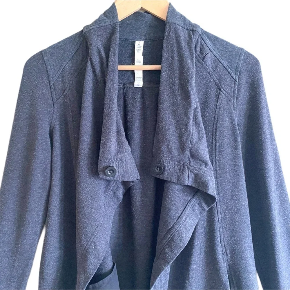 LULULEMON ATHLETICA Women’s Modal Blend Wrap Jacket Size 6
